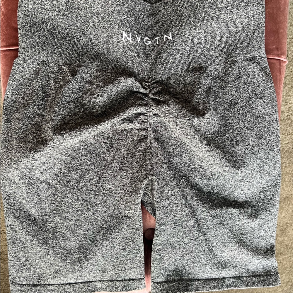 Nvgtn scrunch booty seamless shorts
